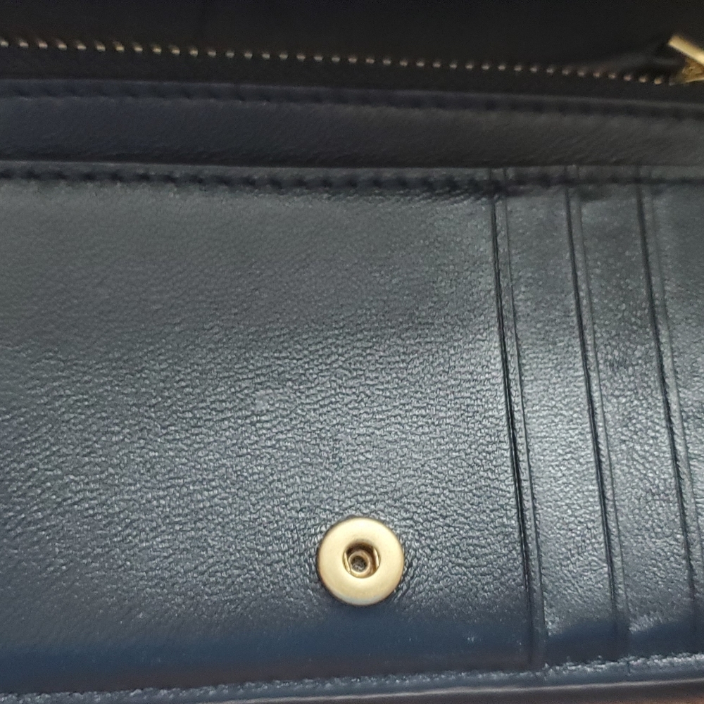 Tori Burch medium size wallet - Picture 7 of 12